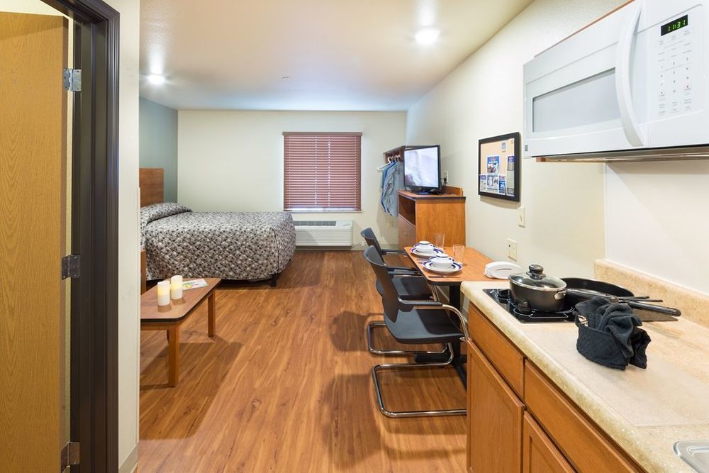 Extended Stay America Select Suites - Cleveland - Mentor Room photo